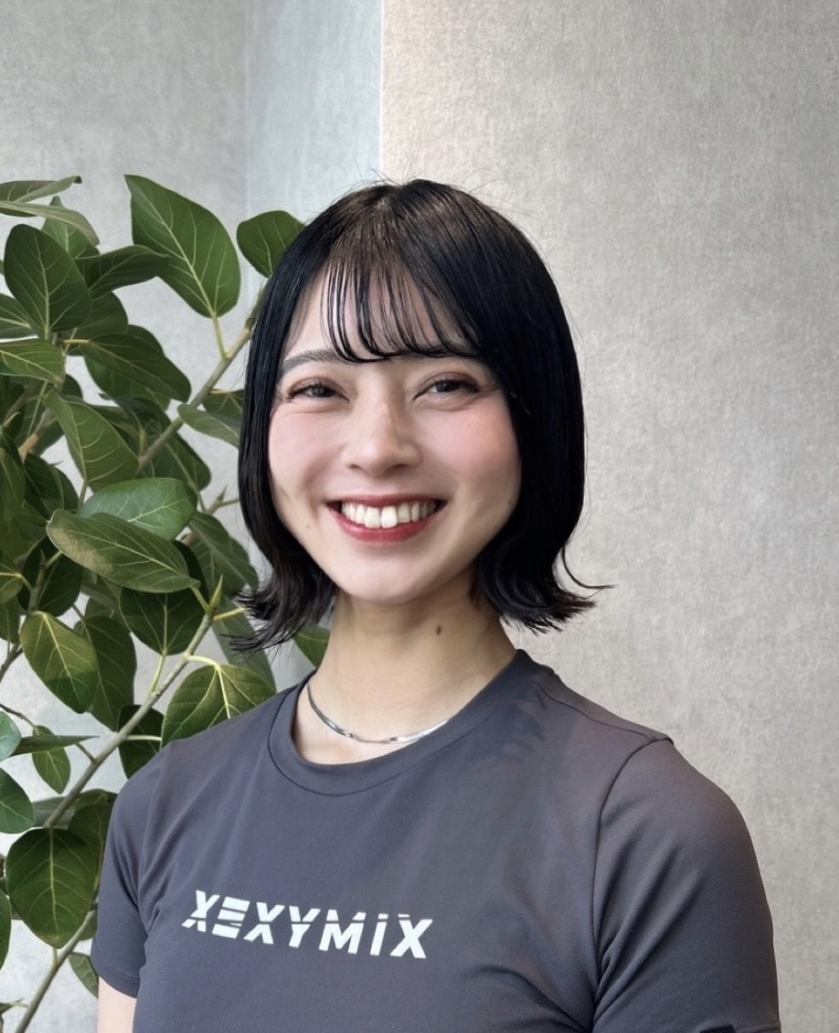 La pilates武蔵小杉店の女性インストラクター